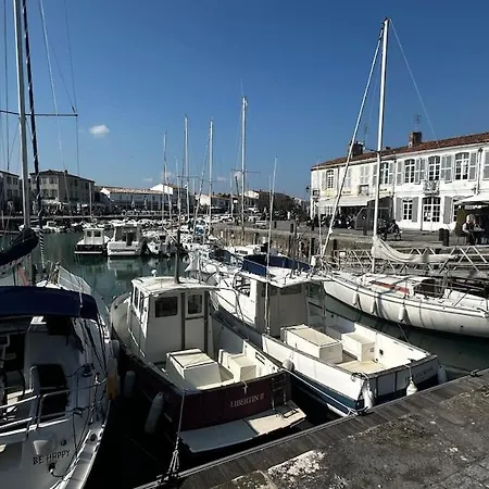 Maison Au Calme Proche De La Rochelle Villa *