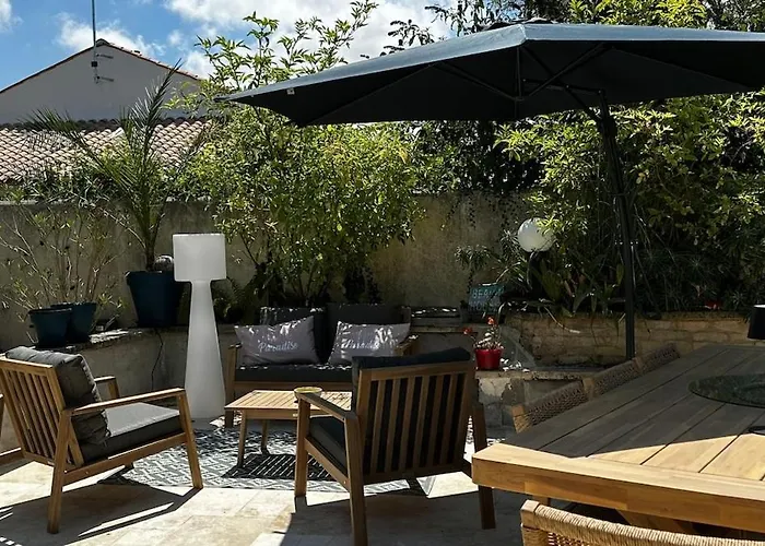 Maison Au Calme Proche De La Rochelle Villa *