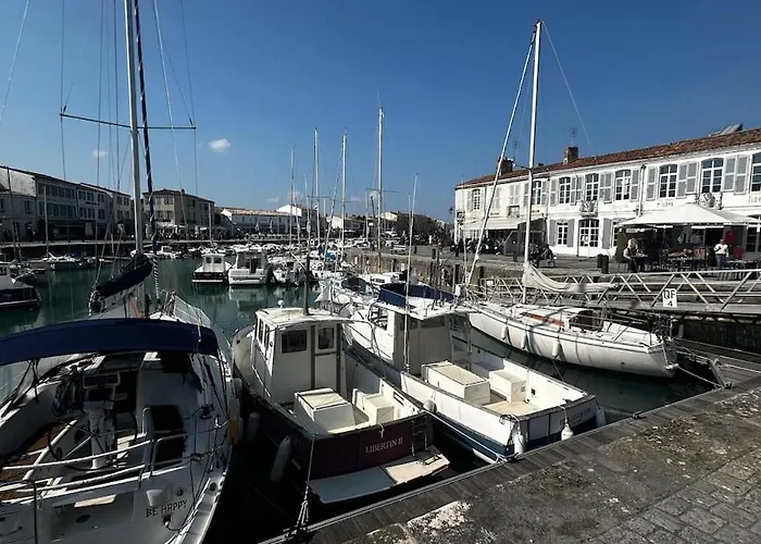 Maison Au Calme Proche De La Rochelle Villa *